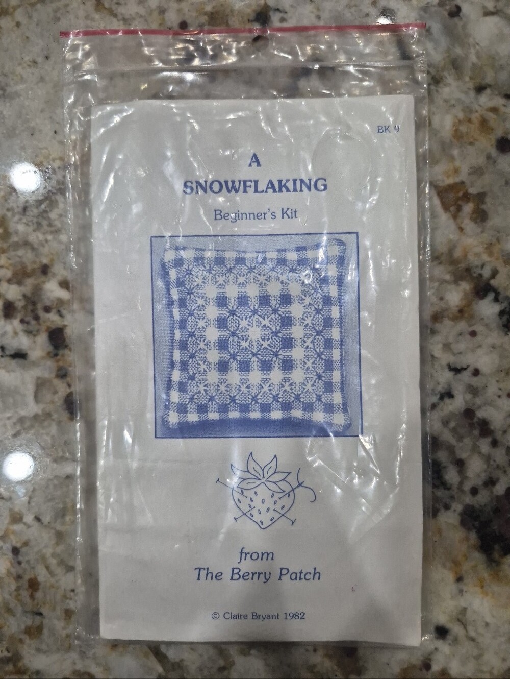 Vintage Oldstock Snowflake Snowflaking Beginners Cross-stitch Kit